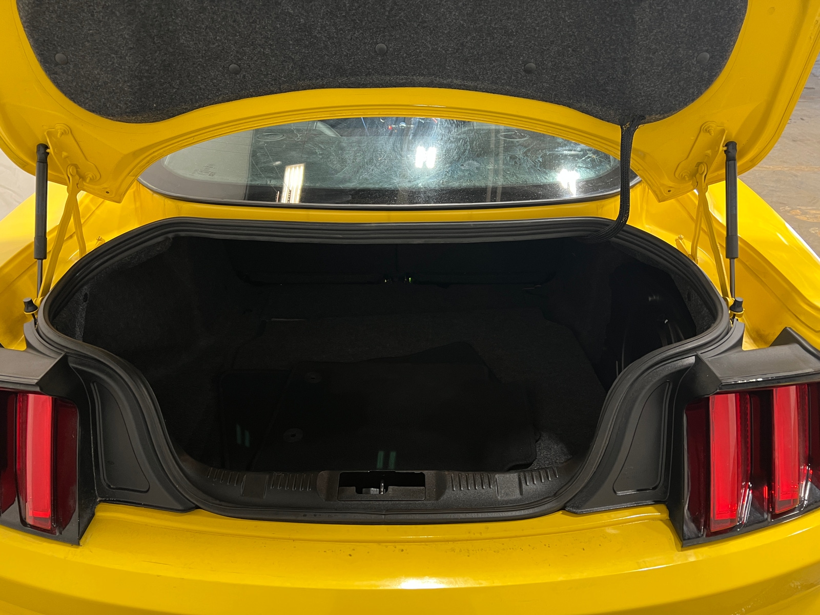 Thumbnail: 2017 Ford Mustang - 4