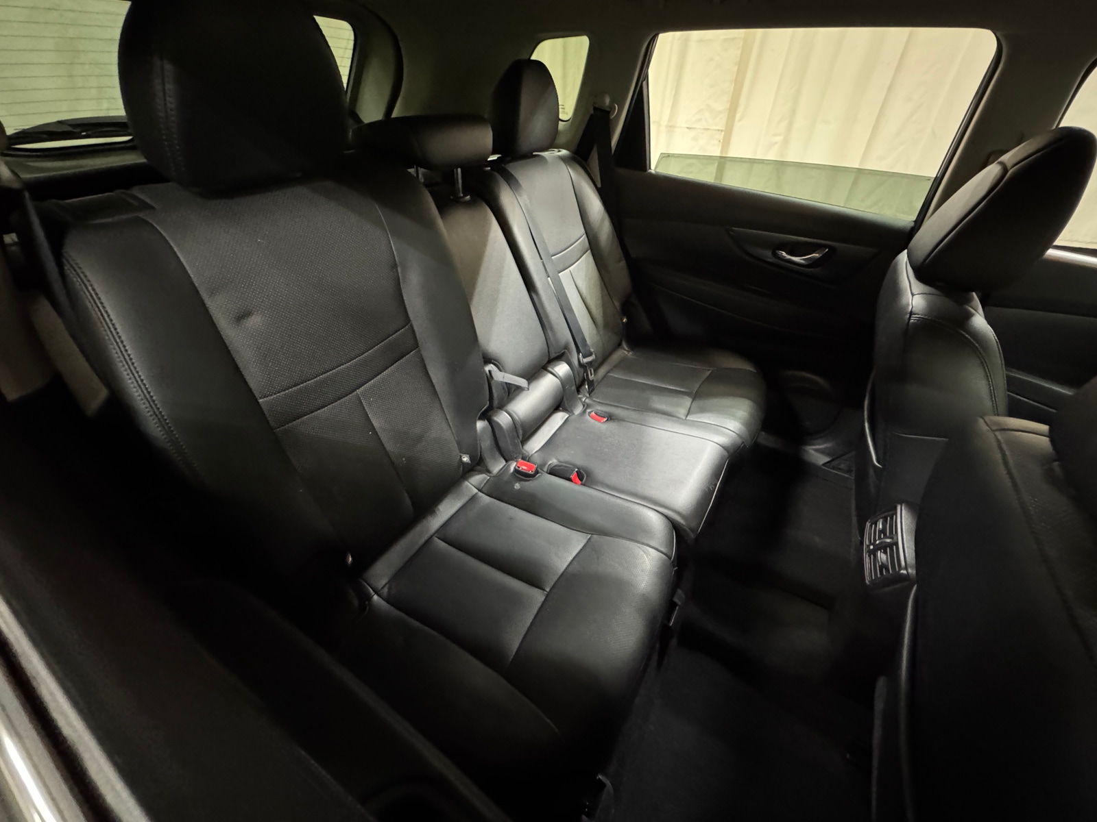 Thumbnail: 2016 Nissan Rogue - 5