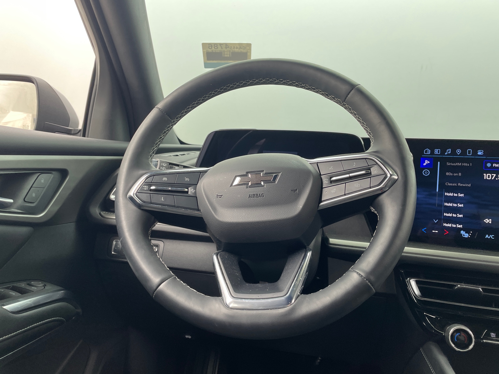 Thumbnail: 2024 Chevrolet Traverse - 5