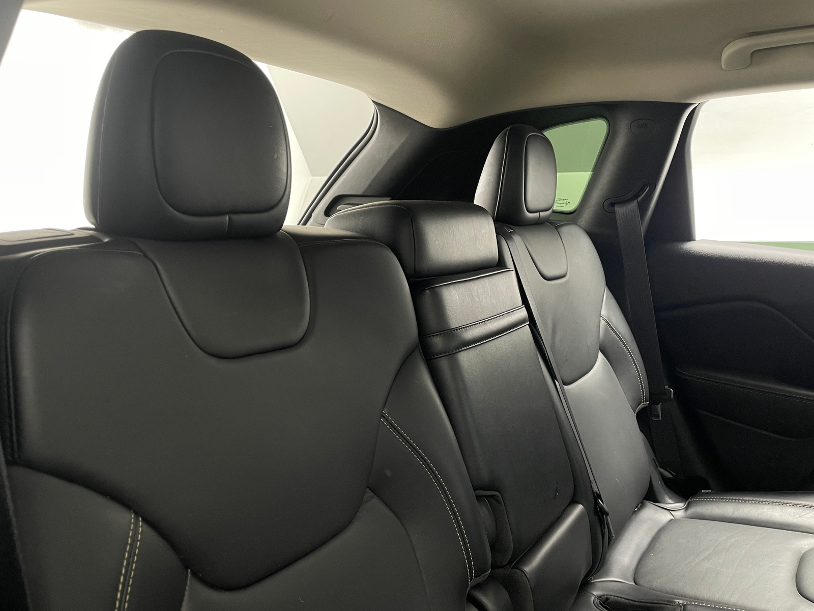 Thumbnail: 2018 Jeep Cherokee - 5