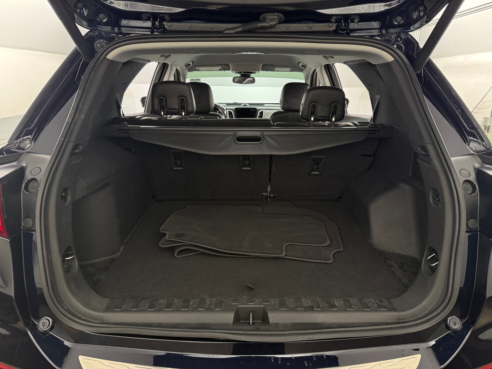 Thumbnail: 2020 Chevrolet Equinox - 6