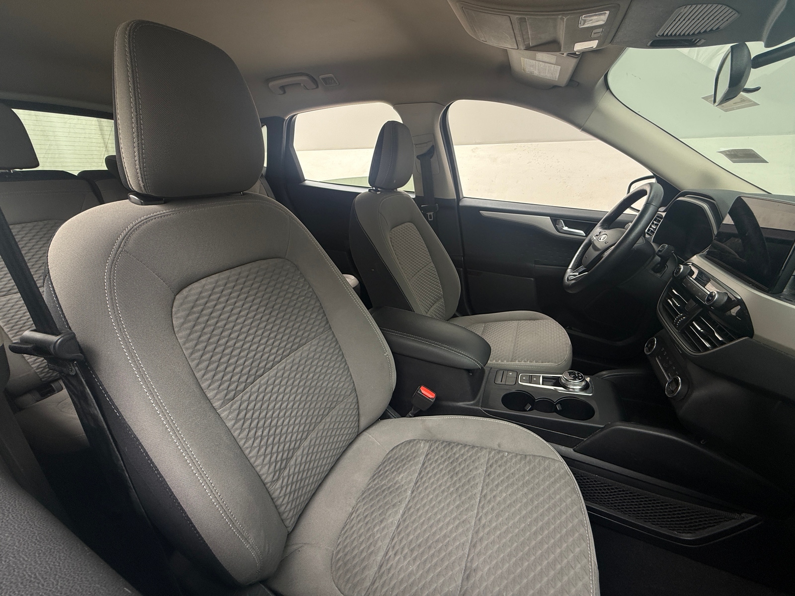 Thumbnail: 2020 Ford Escape - 2