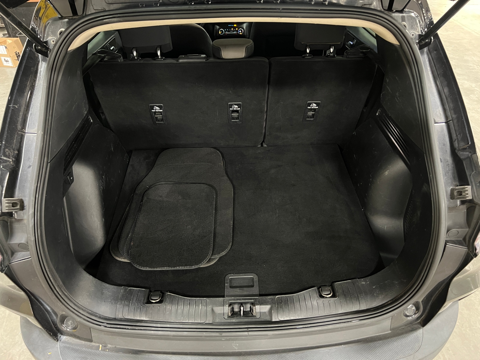 Thumbnail: 2020 Ford Escape - 7