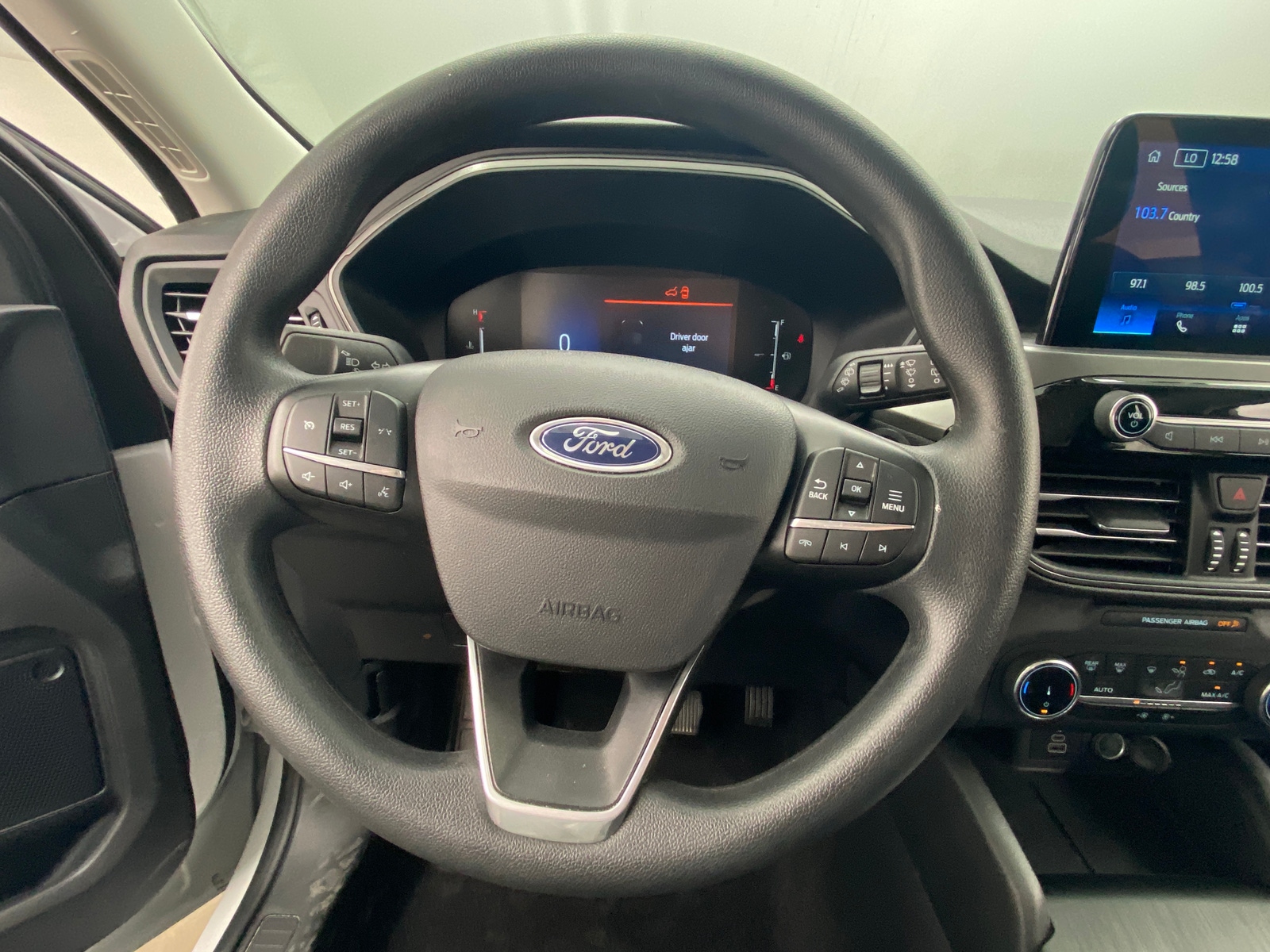 Thumbnail: 2025 Ford Escape - 5