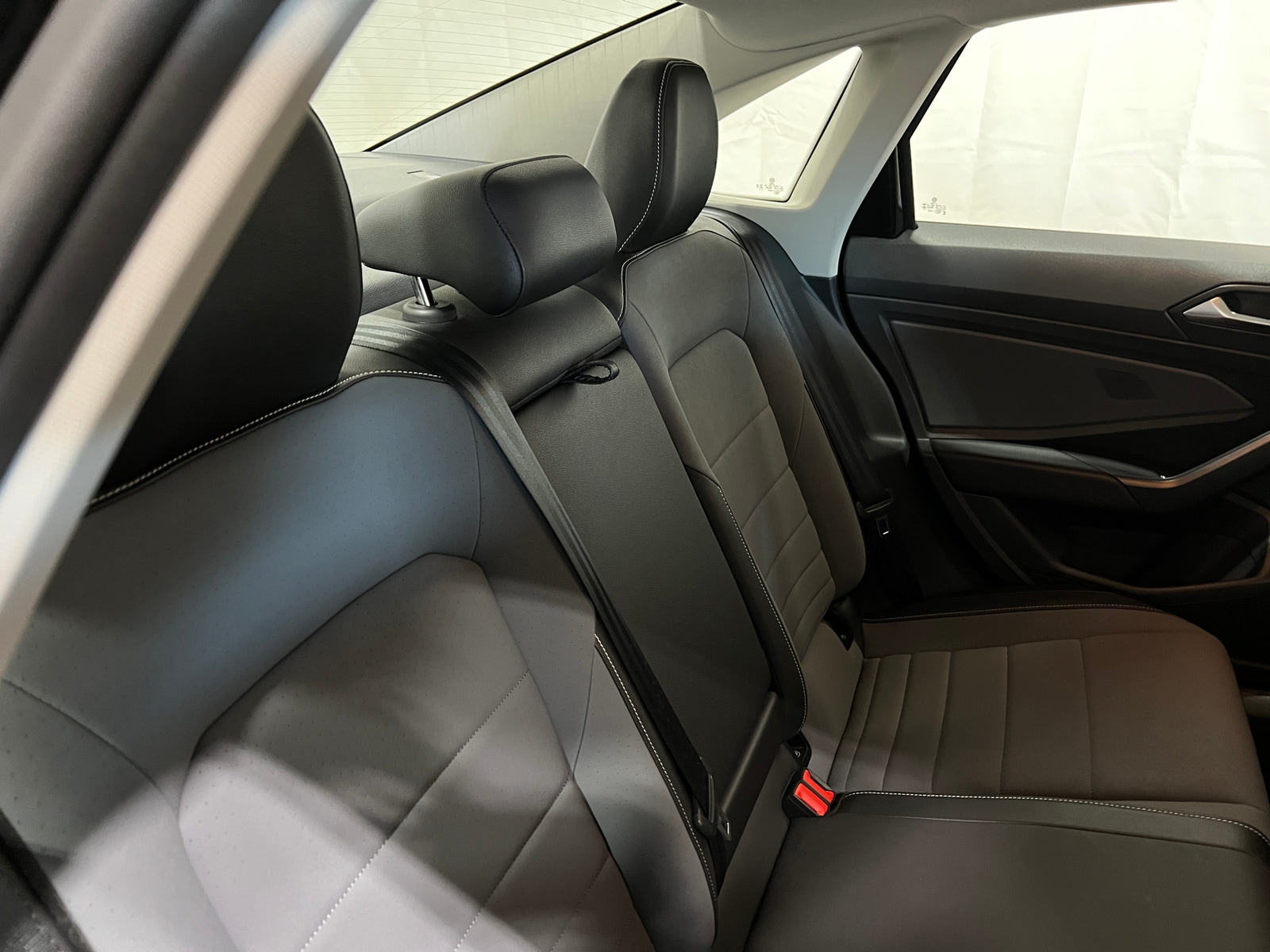 Thumbnail: 2025 Volkswagen Jetta - 5