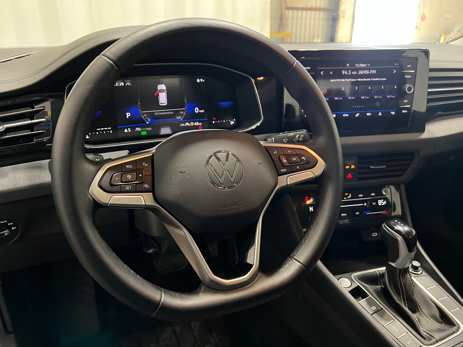 Thumbnail: 2025 Volkswagen Jetta - 4