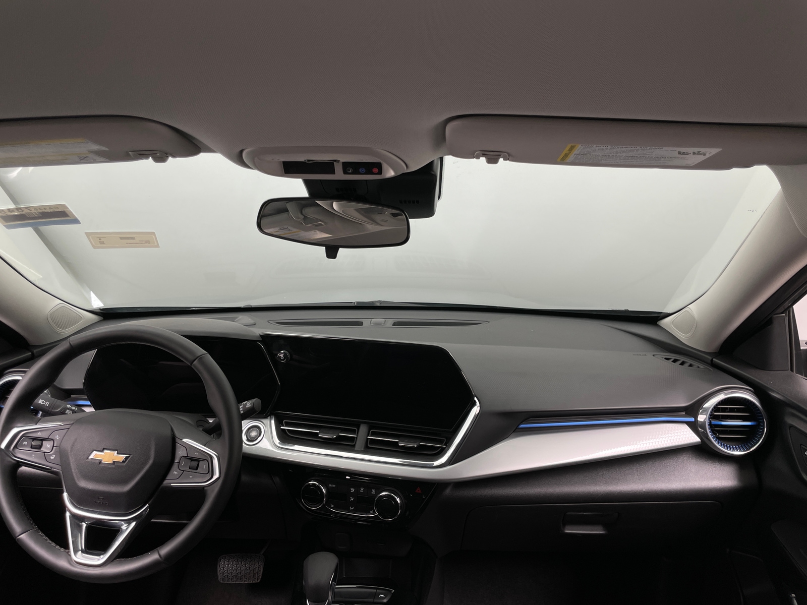 Thumbnail: 2025 Chevrolet Trax - 3