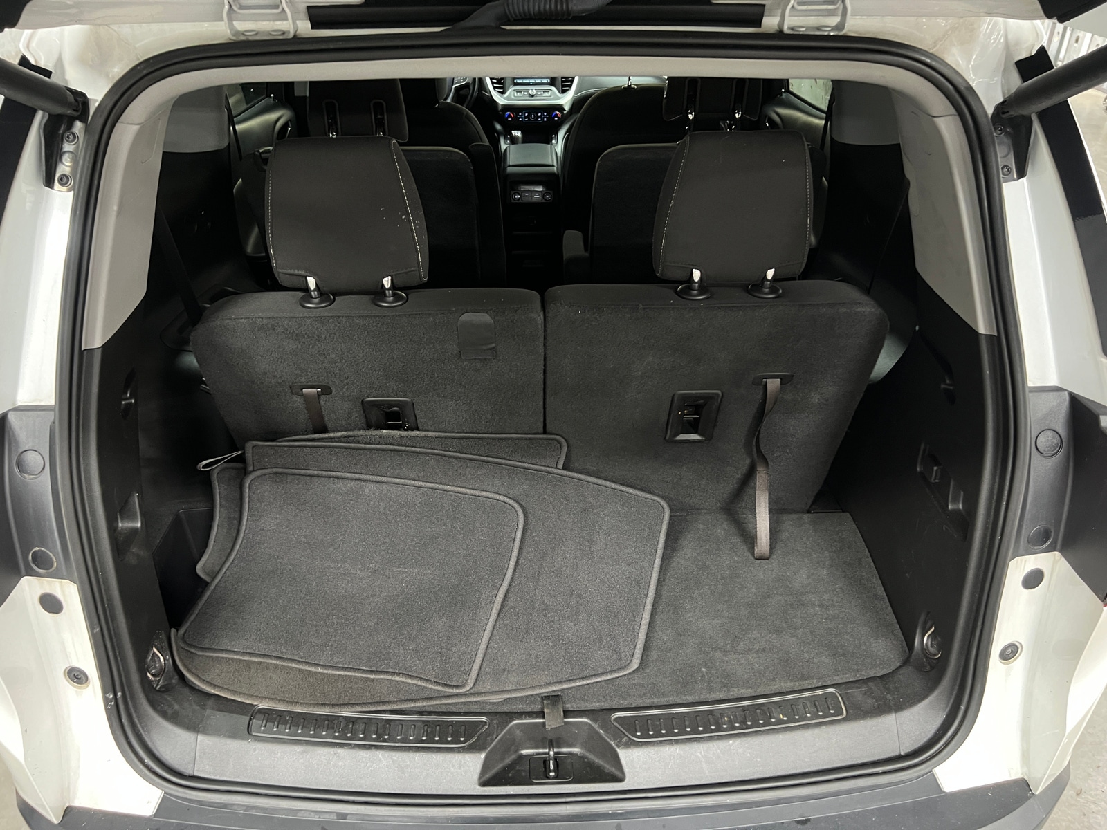 Thumbnail: 2018 GMC Acadia - 7