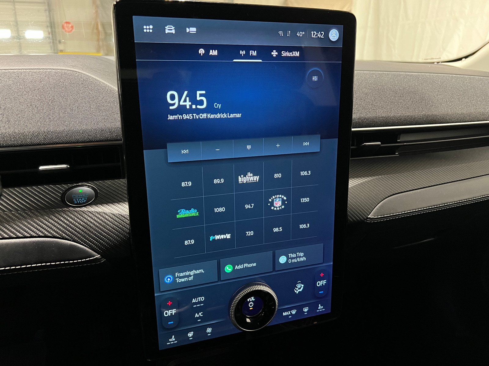 Thumbnail: 2021 Ford Mustang Mach-E - 3