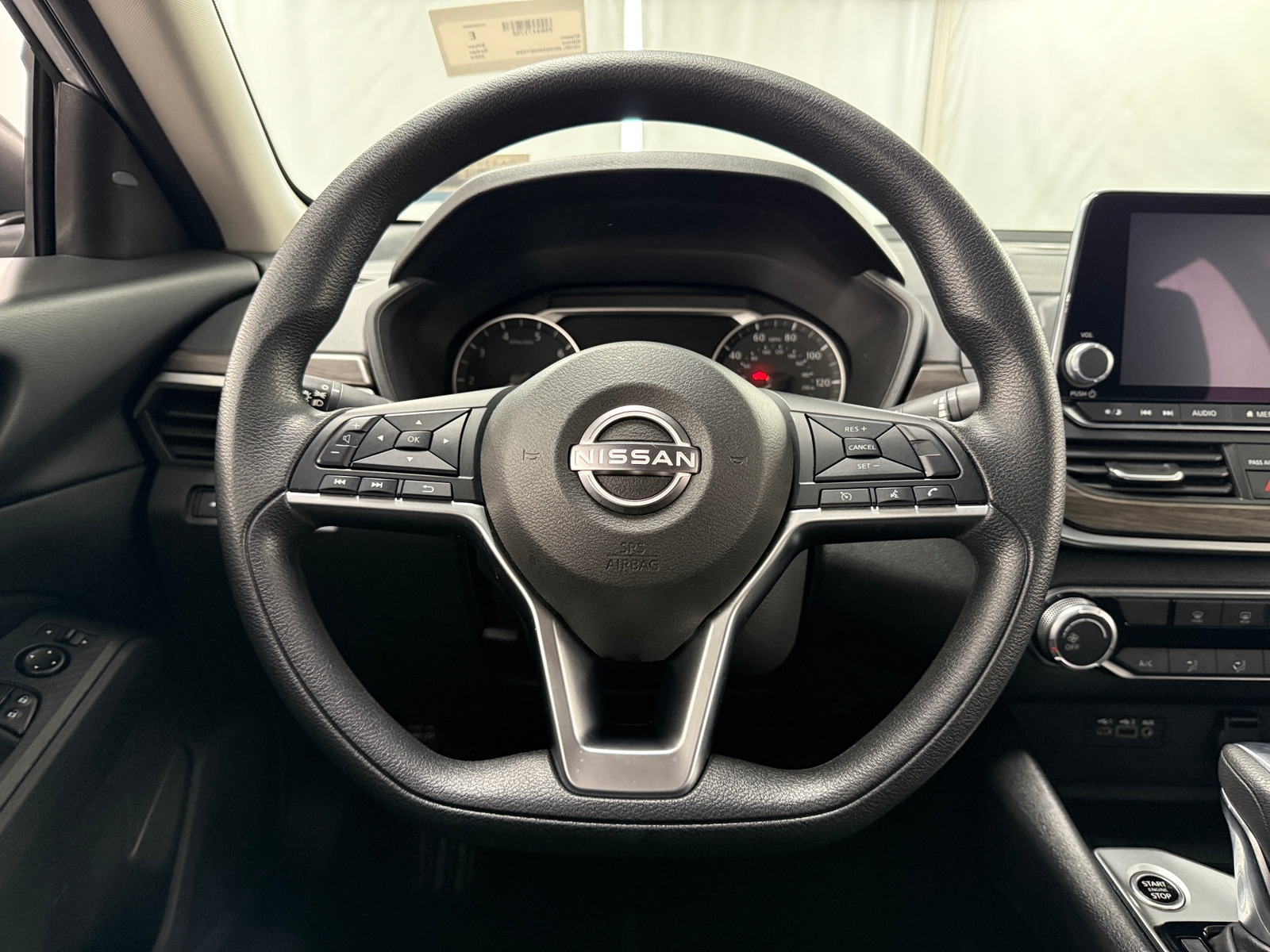 Thumbnail: 2024 Nissan Altima - 5