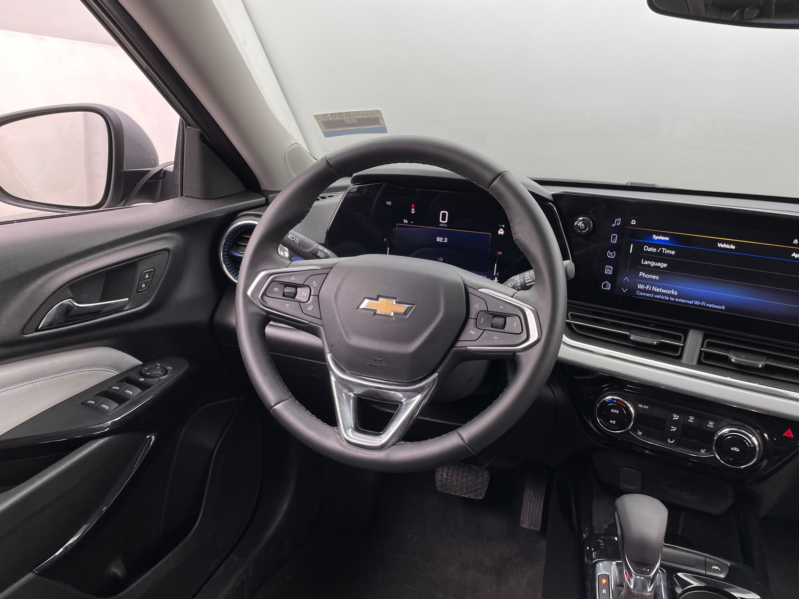 Thumbnail: 2025 Chevrolet Trax - 5