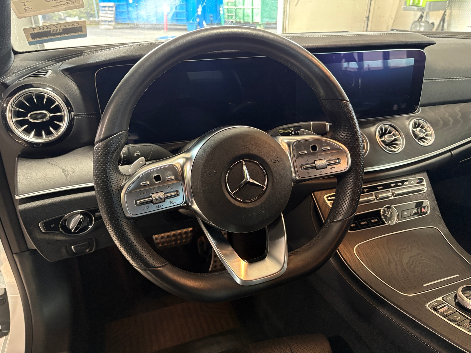 Thumbnail: 2019 Mercedes-Benz E-Class - 3