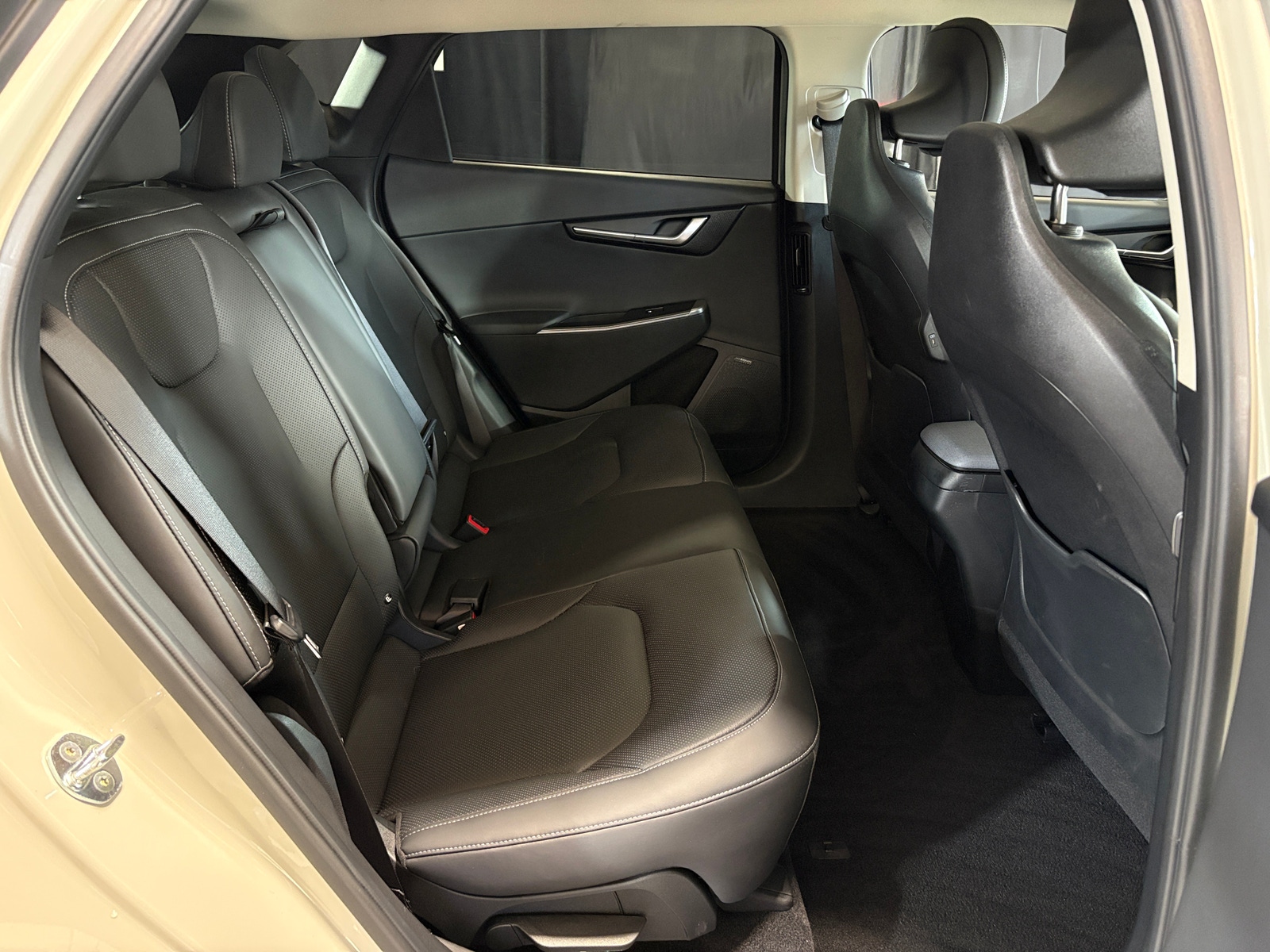 Thumbnail: 2023 Kia EV6 - 5