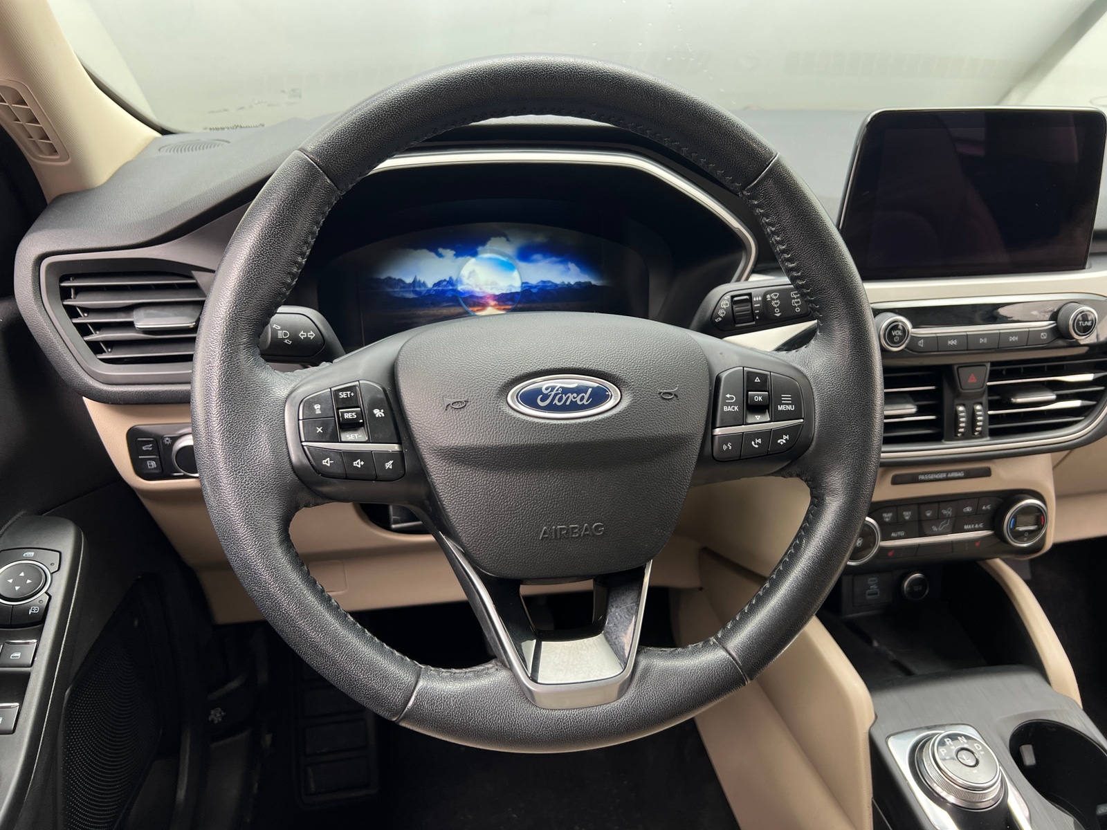 Thumbnail: 2020 Ford Escape - 4