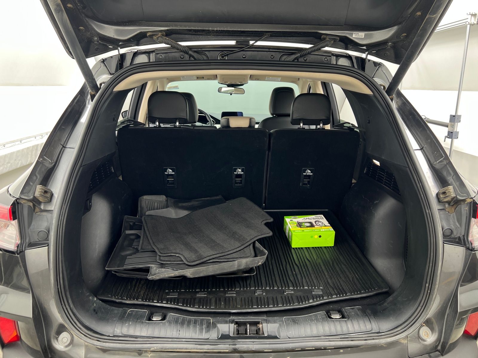 Thumbnail: 2020 Ford Escape - 6