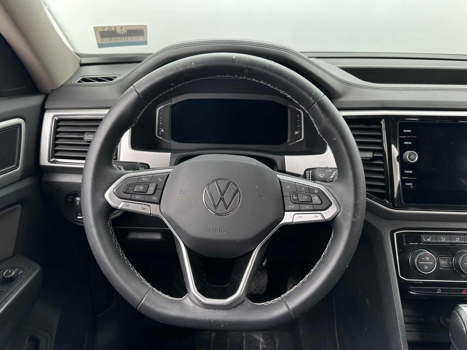 Thumbnail: 2022 Volkswagen Atlas - 4