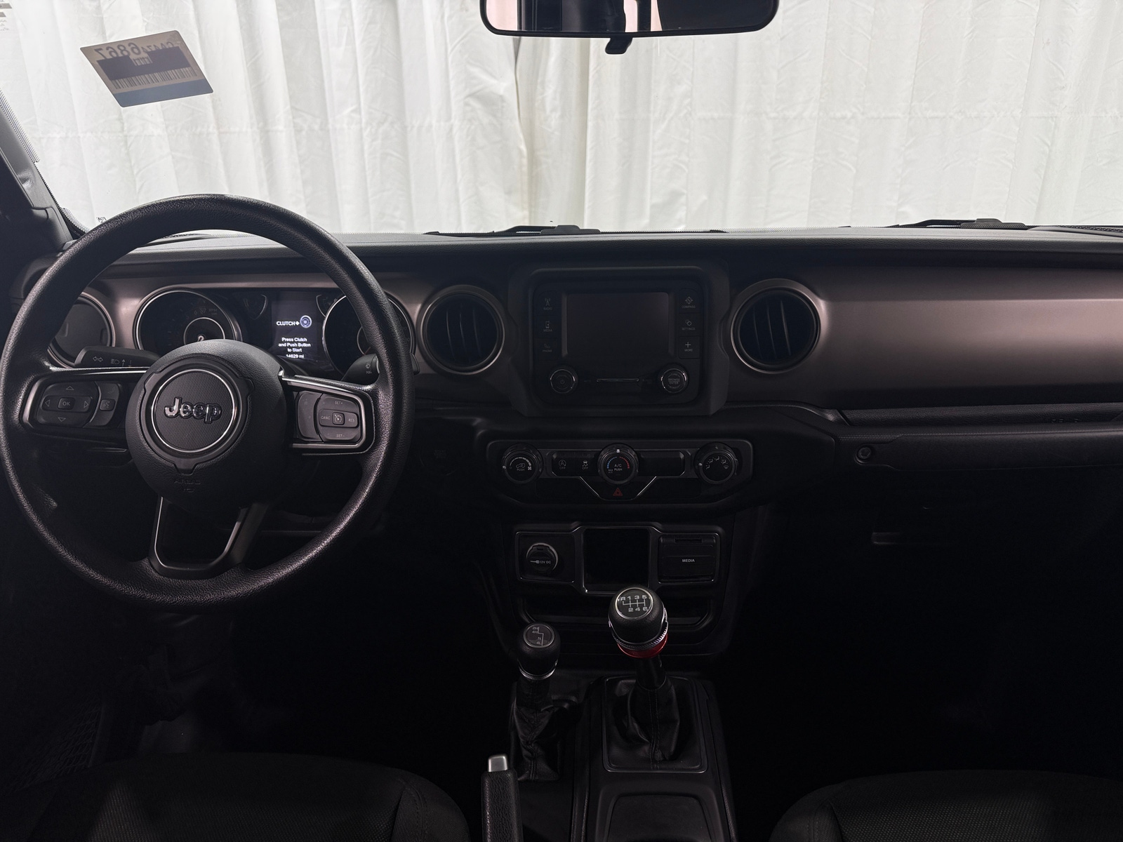 Thumbnail: 2020 Jeep Gladiator - 3