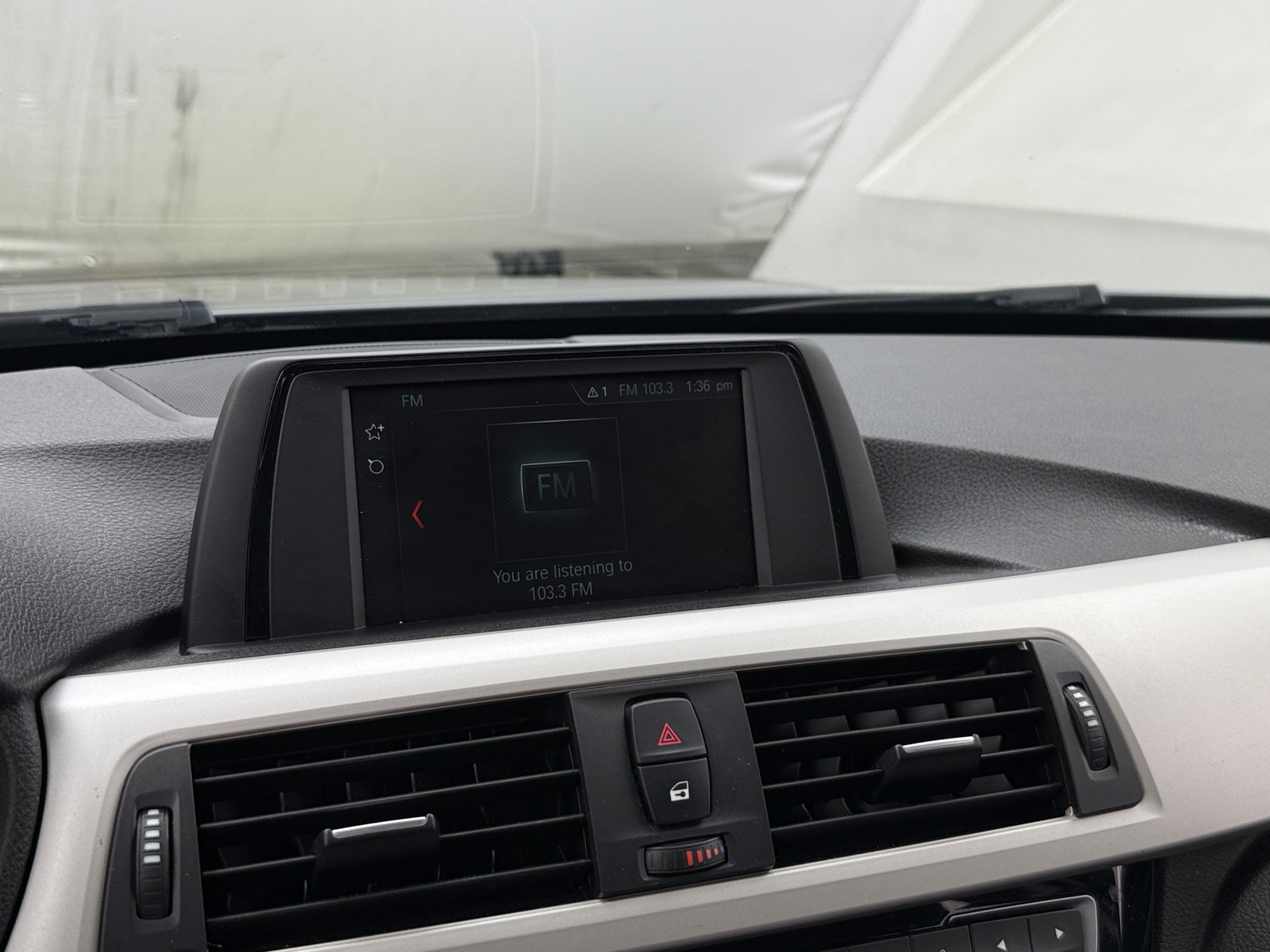 Thumbnail: 2018 BMW 3 Series - 3