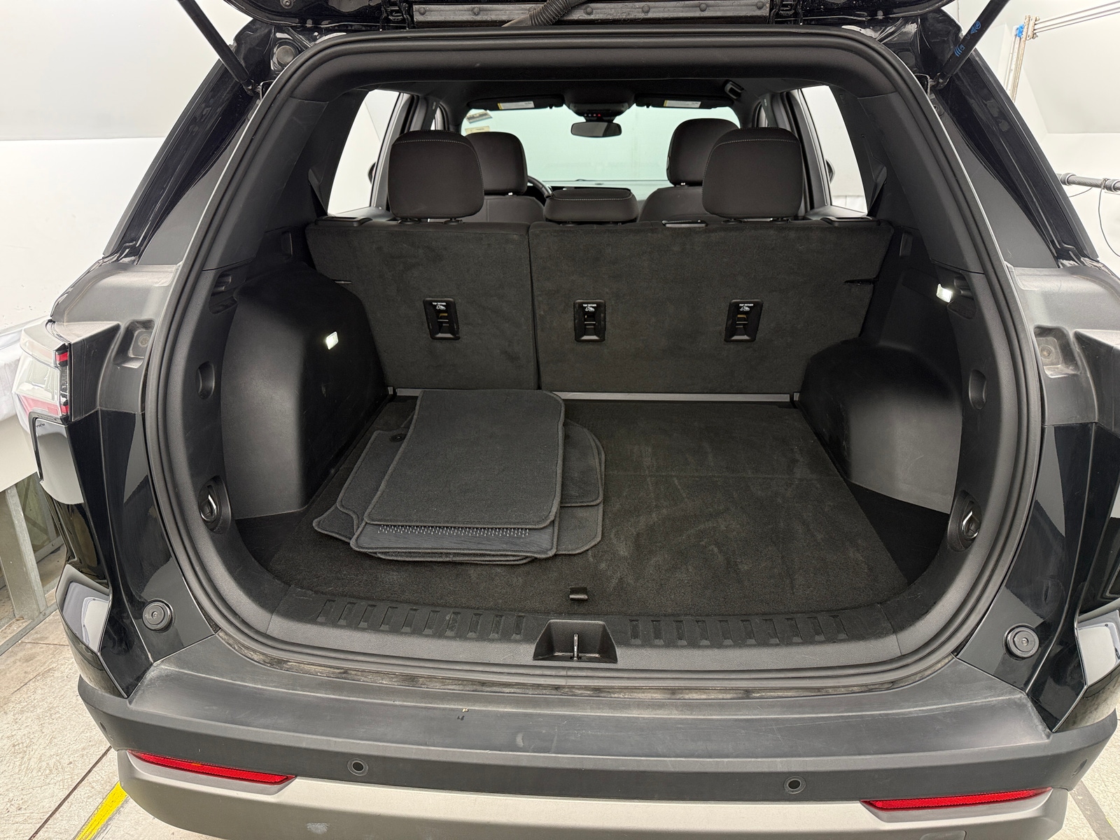 Thumbnail: 2025 Chevrolet Equinox - 7