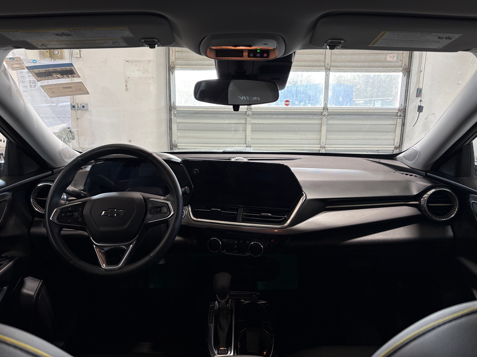 Thumbnail: 2025 Chevrolet Trax - 2