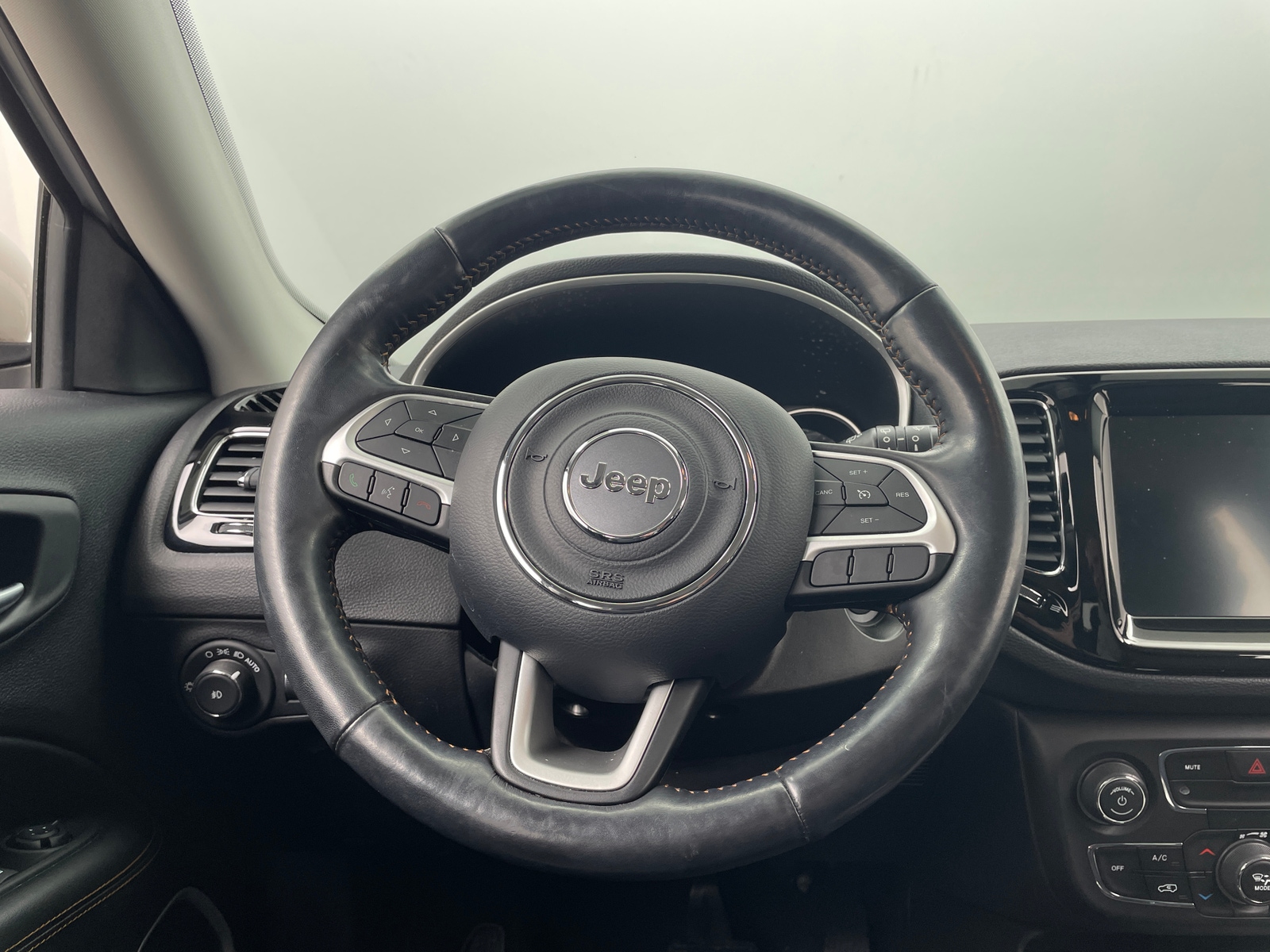 Thumbnail: 2020 Jeep Compass - 4