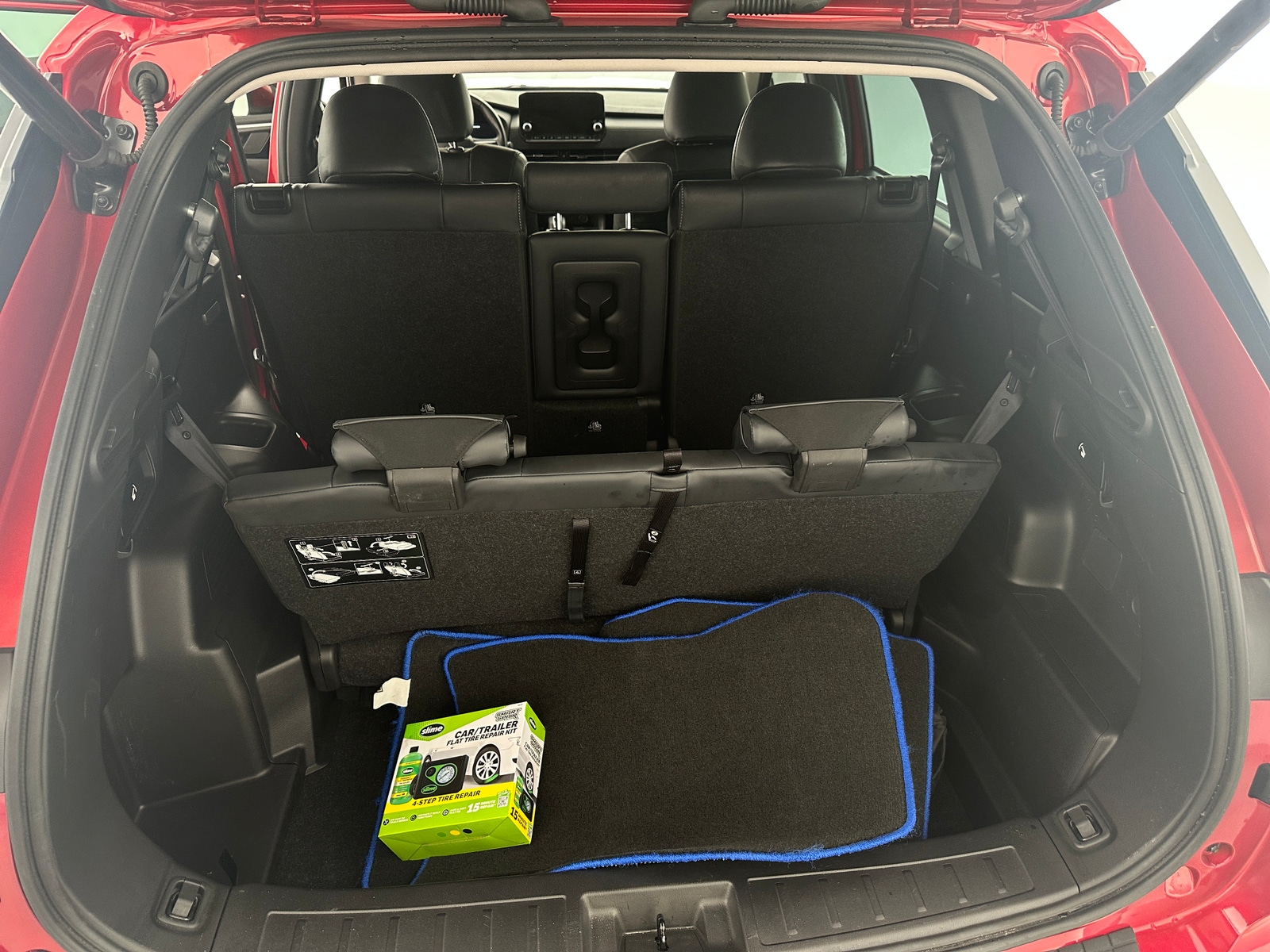 Thumbnail: 2023 Mitsubishi Outlander - 6