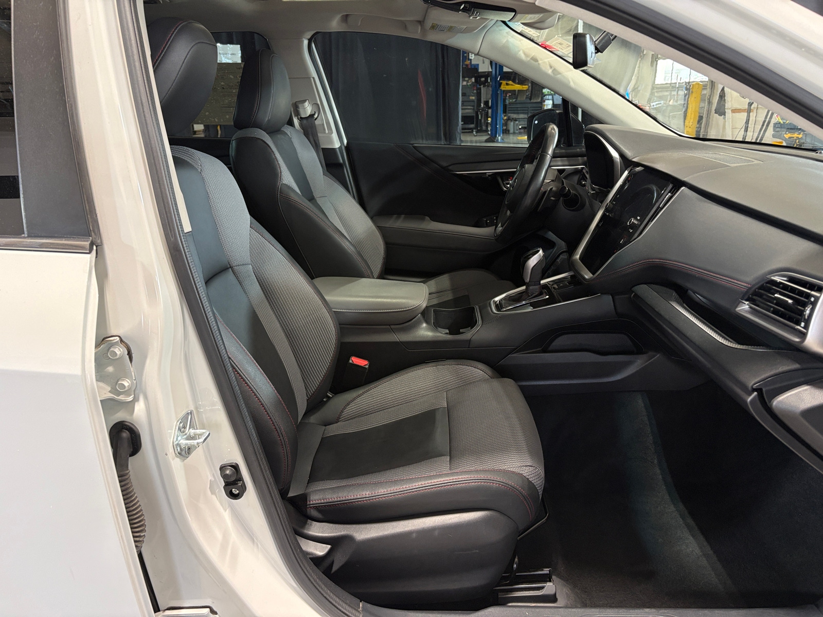 Thumbnail: 2022 Subaru Legacy - 2