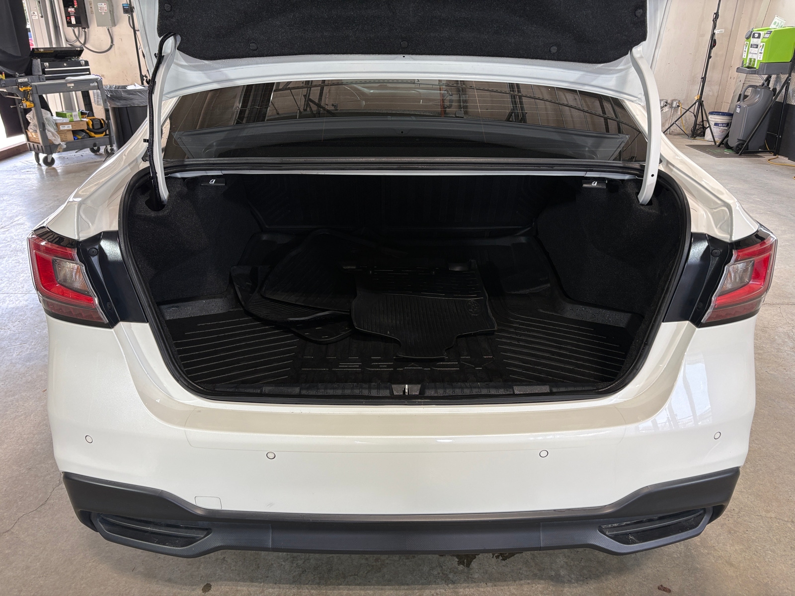 Thumbnail: 2022 Subaru Legacy - 7