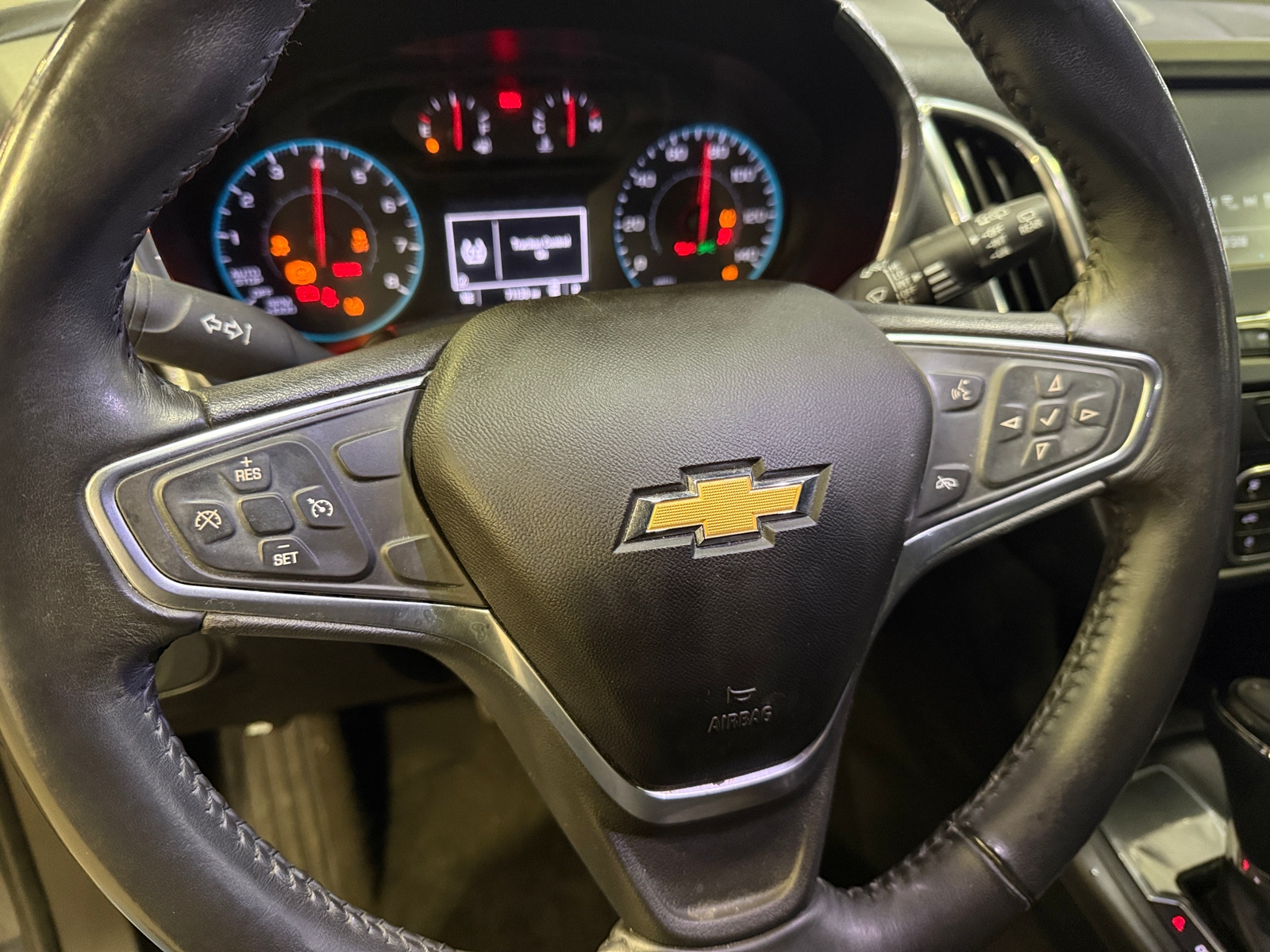 Thumbnail: 2018 Chevrolet Equinox - 5