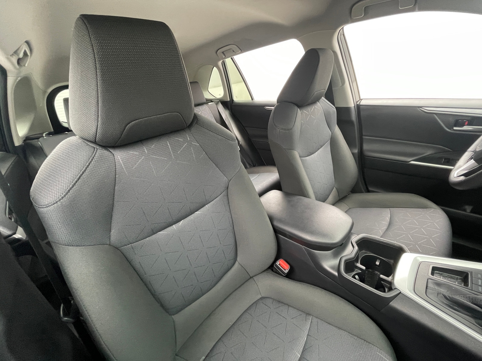 Thumbnail: 2025 Toyota RAV4 - 2