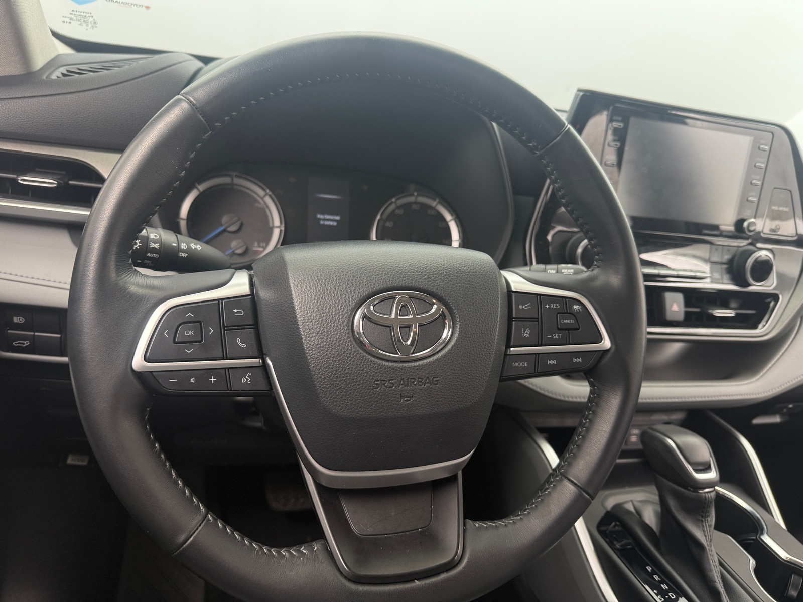 Thumbnail: 2022 Toyota Highlander - 5