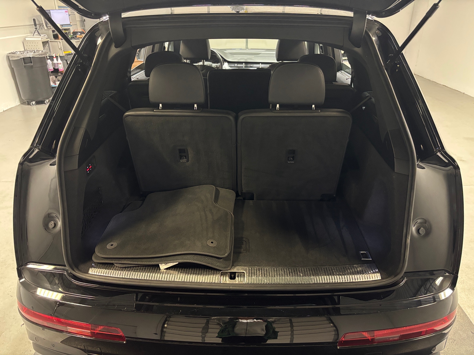 Thumbnail: 2018 Audi Q7 - 6