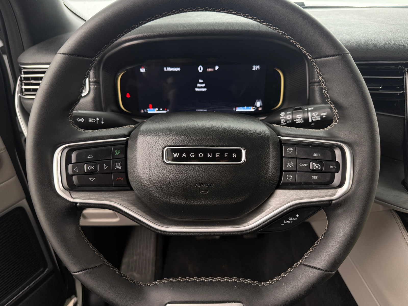 Thumbnail: 2025 Jeep Wagoneer - 4