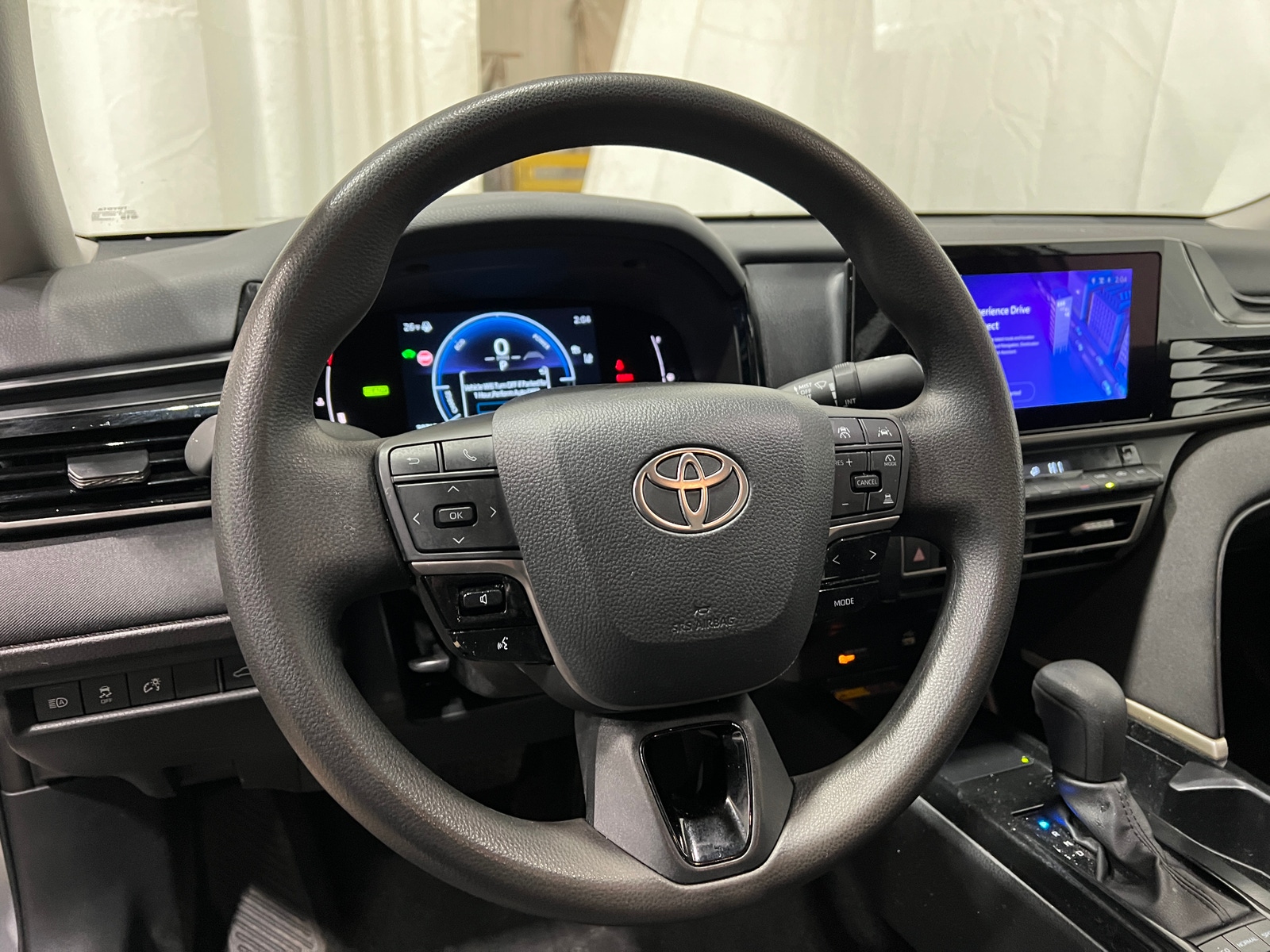 Thumbnail: 2025 Toyota Camry - 5