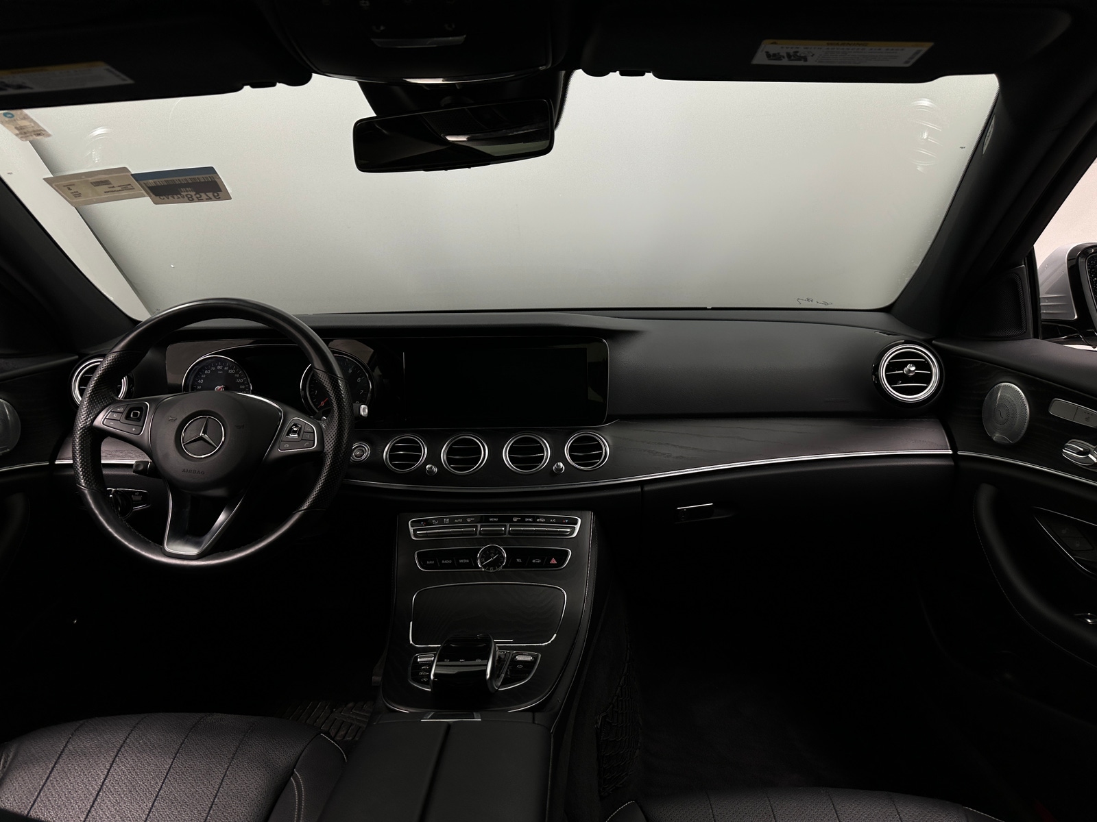 Thumbnail: 2018 Mercedes-Benz E-Class - 2