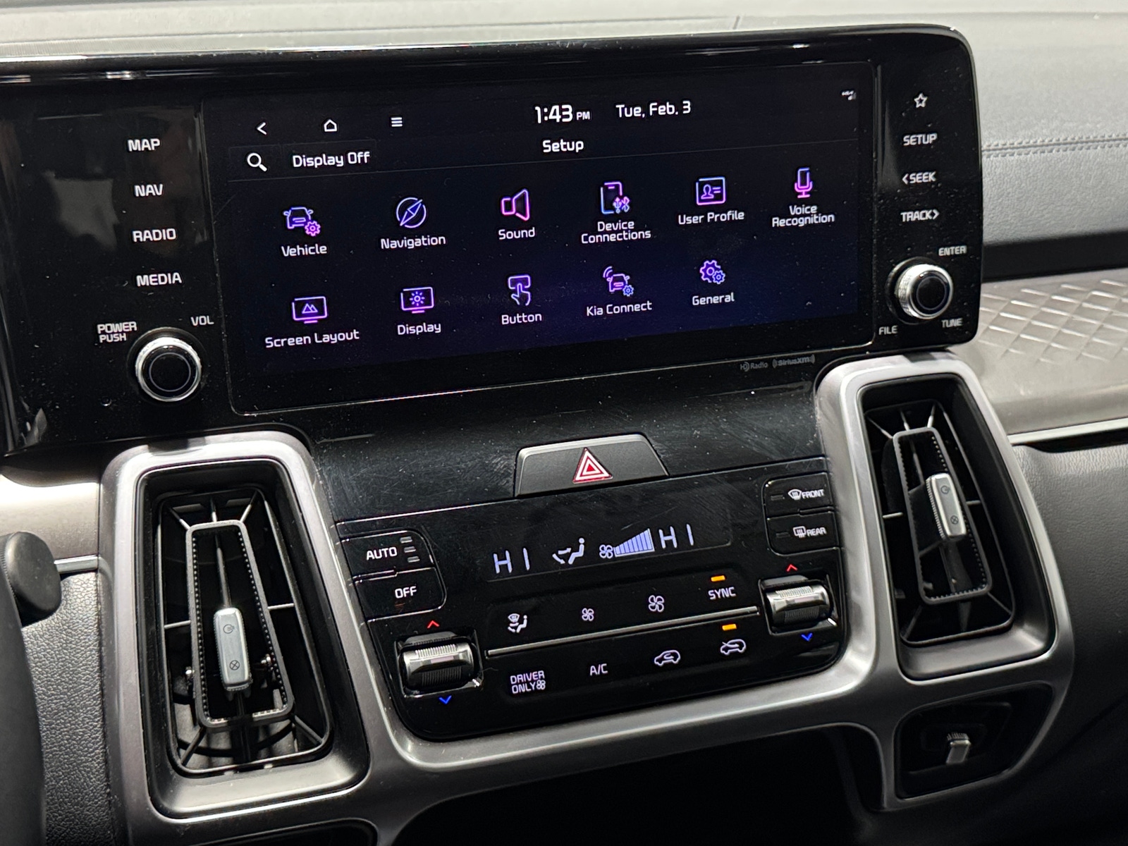 Thumbnail: 2023 Kia Sorento - 3