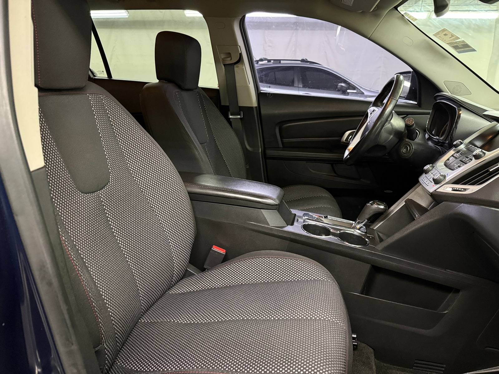 Thumbnail: 2017 GMC Terrain - 2