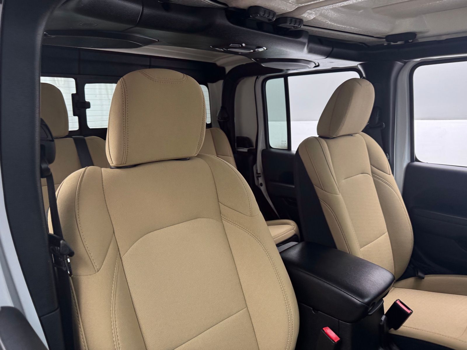 Thumbnail: 2022 Jeep Gladiator - 2