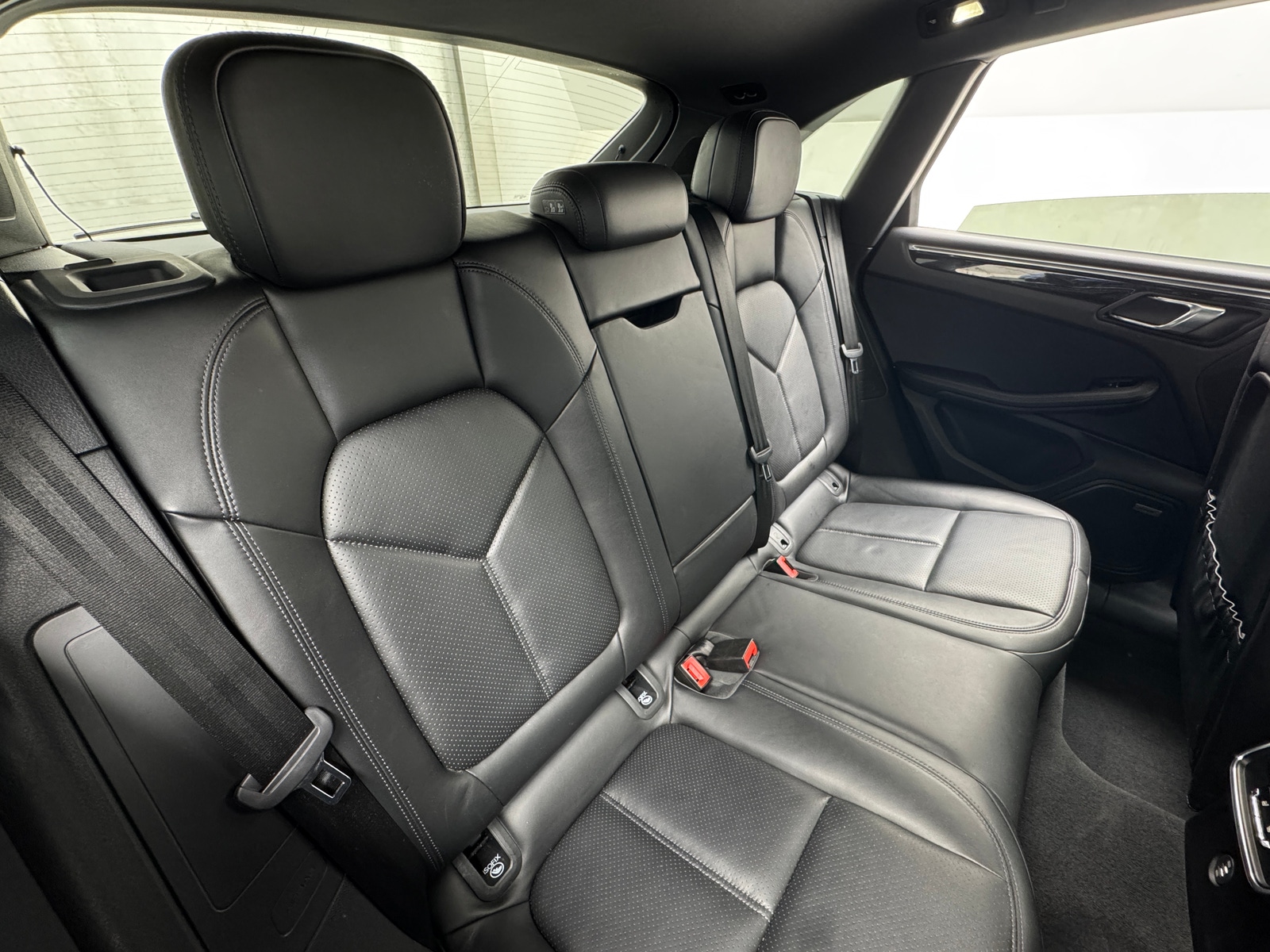 Thumbnail: 2018 Porsche Macan - 5