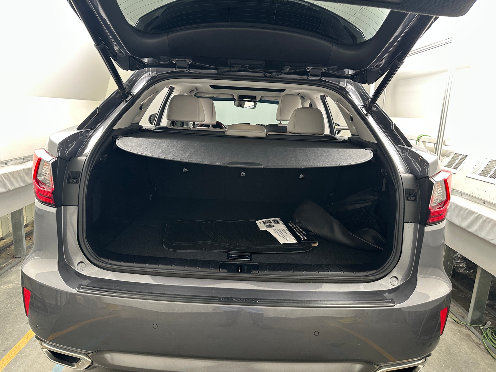 Thumbnail: 2019 Lexus RX - 7