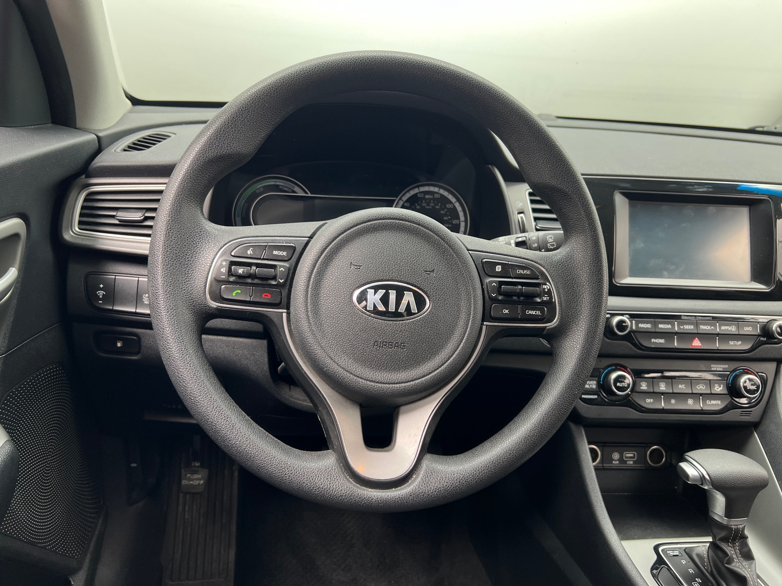 Thumbnail: 2019 Kia Niro - 5