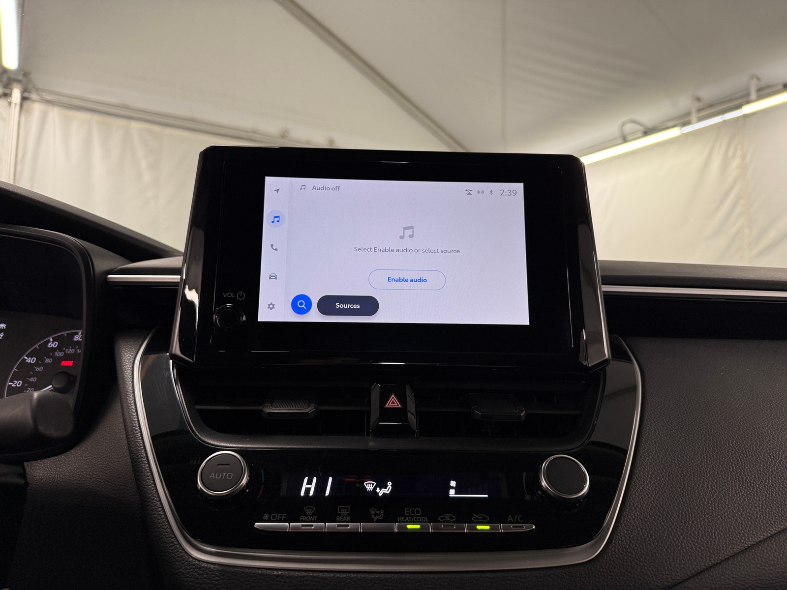 Thumbnail: 2025 Toyota Corolla - 4