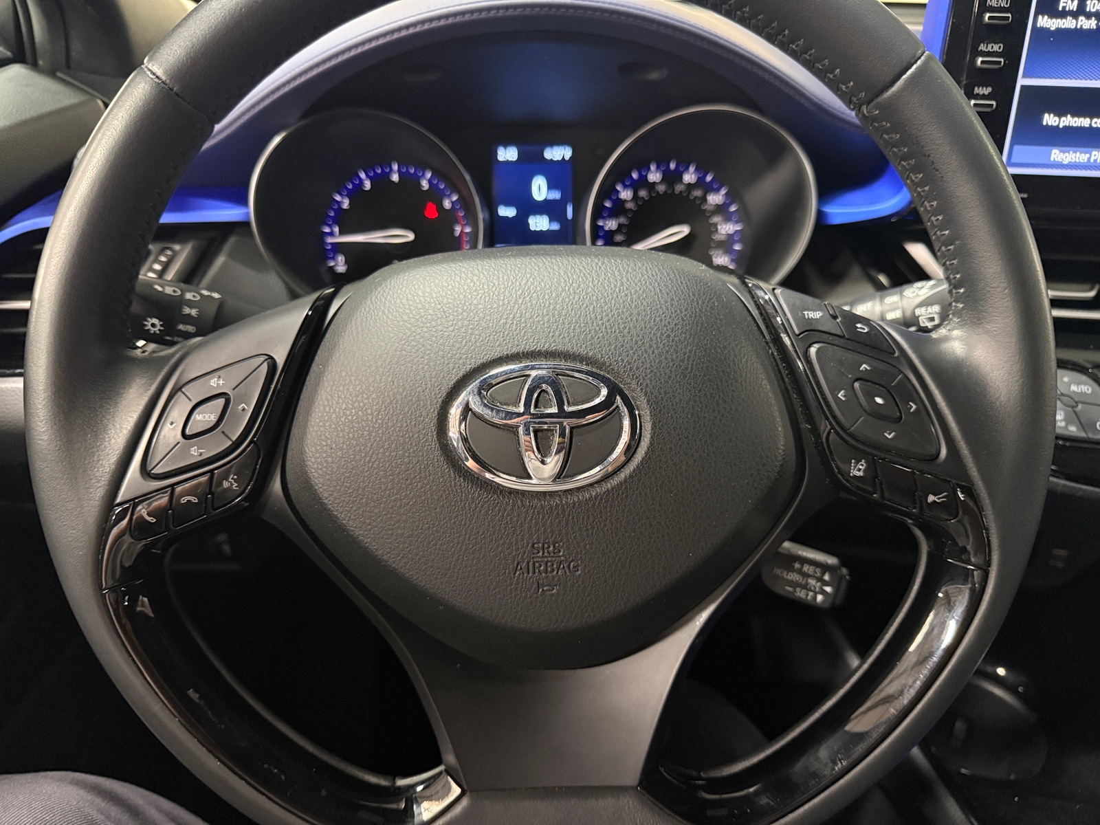 Thumbnail: 2022 Toyota C-HR - 5