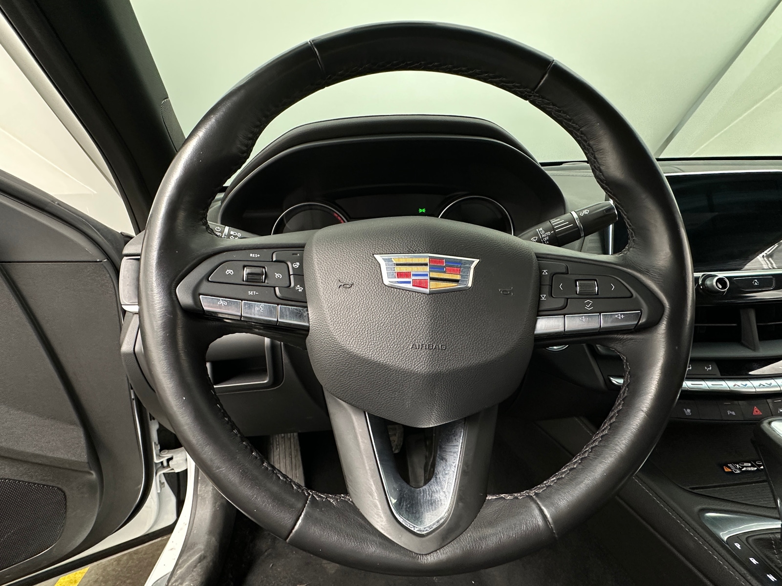 Thumbnail: 2024 Cadillac CT4 - 4