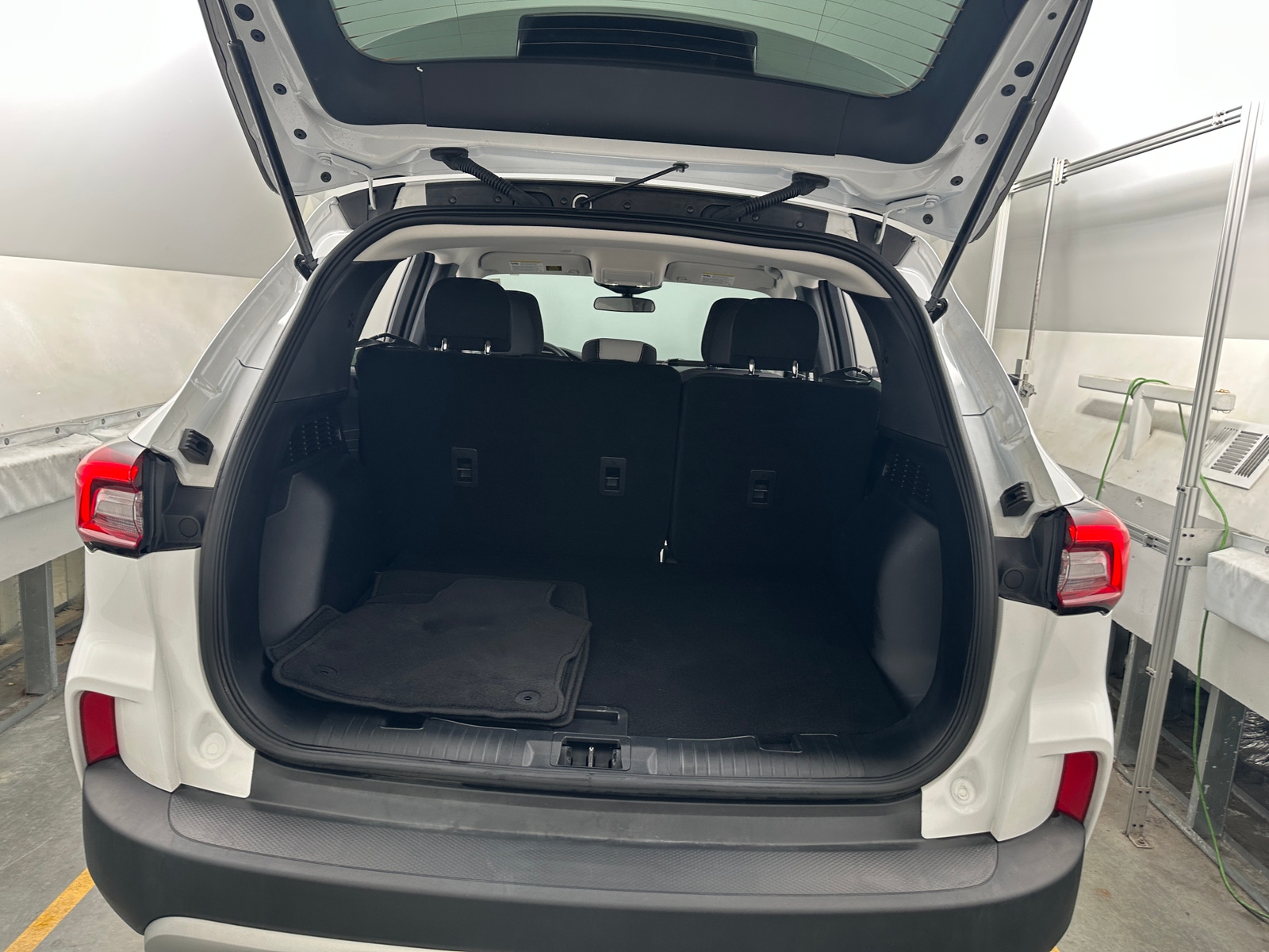 Thumbnail: 2025 Ford Escape - 7