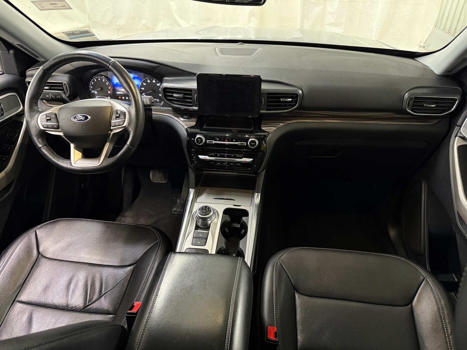 Thumbnail: 2022 Ford Explorer - 2