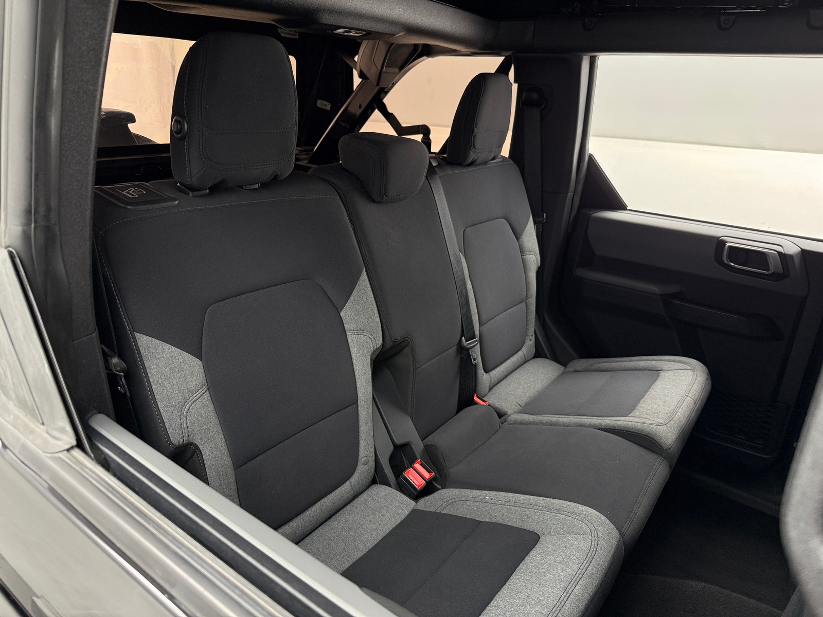 Thumbnail: 2022 Ford Bronco - 6