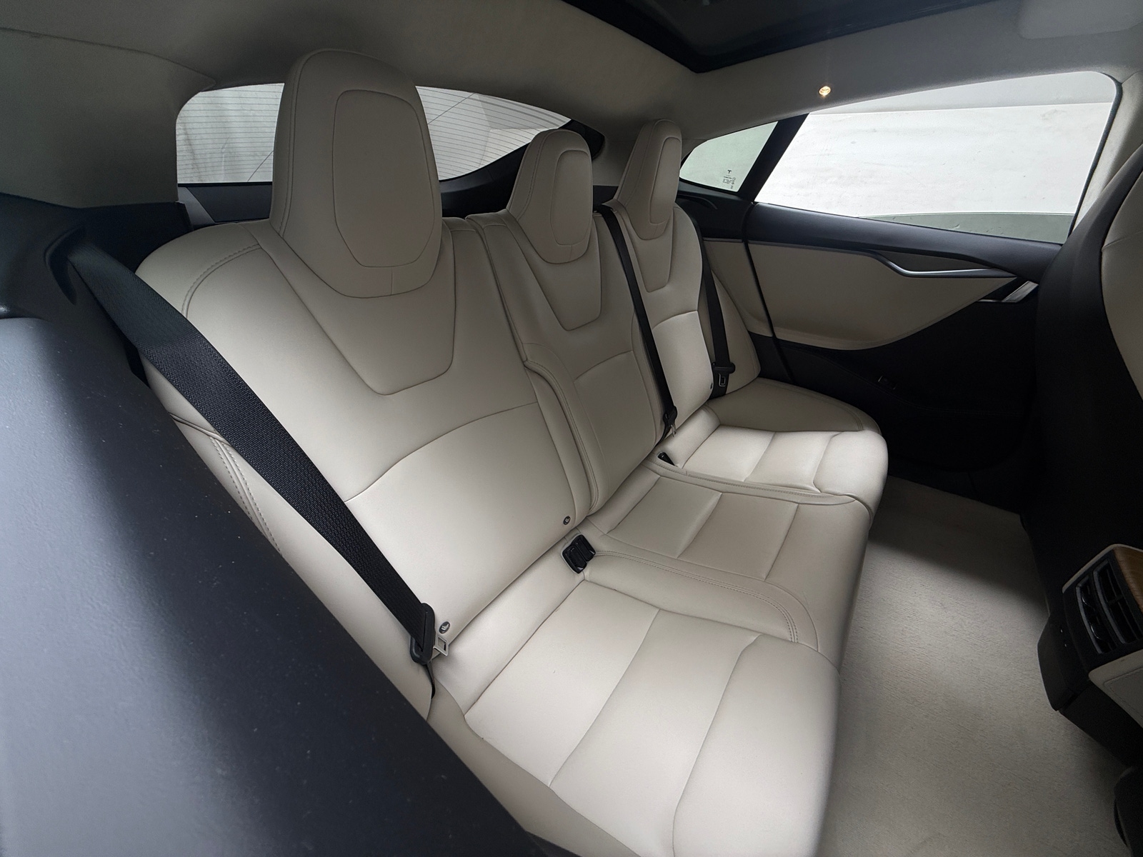 Thumbnail: 2018 Tesla Model S - 5