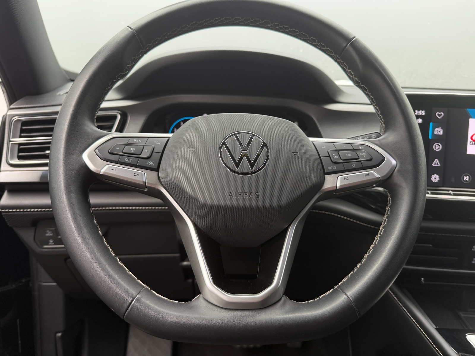 Thumbnail: 2024 Volkswagen Atlas - 4