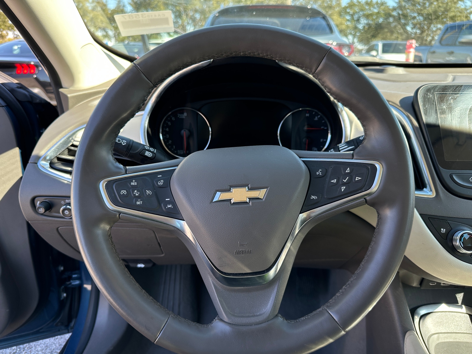 Thumbnail: 2024 Chevrolet Malibu - 4